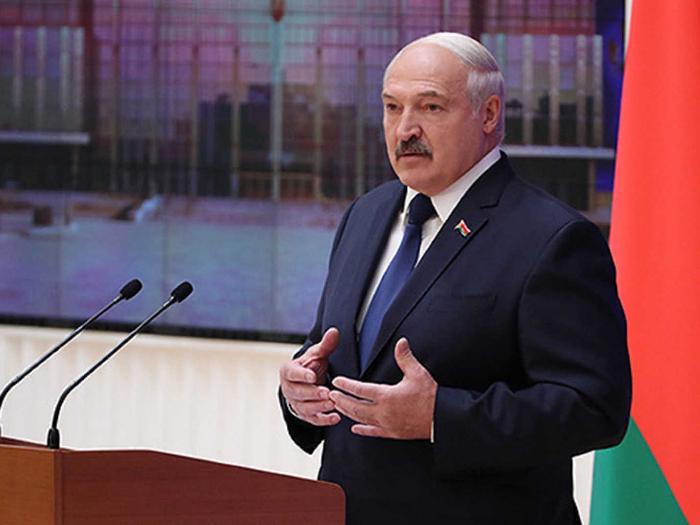 Лукашенко о странных вещах в преддверии выборов
